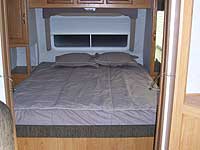 QUEEN BED FRONT 60 x 80